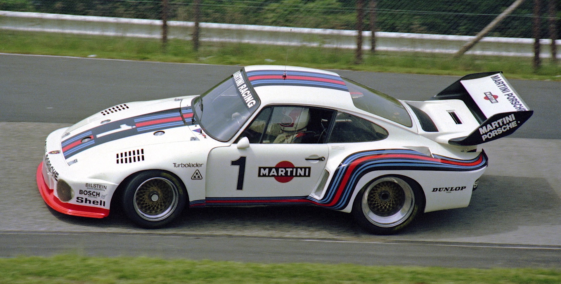 The racing Porsche 935 connection to the 911 slantnose
